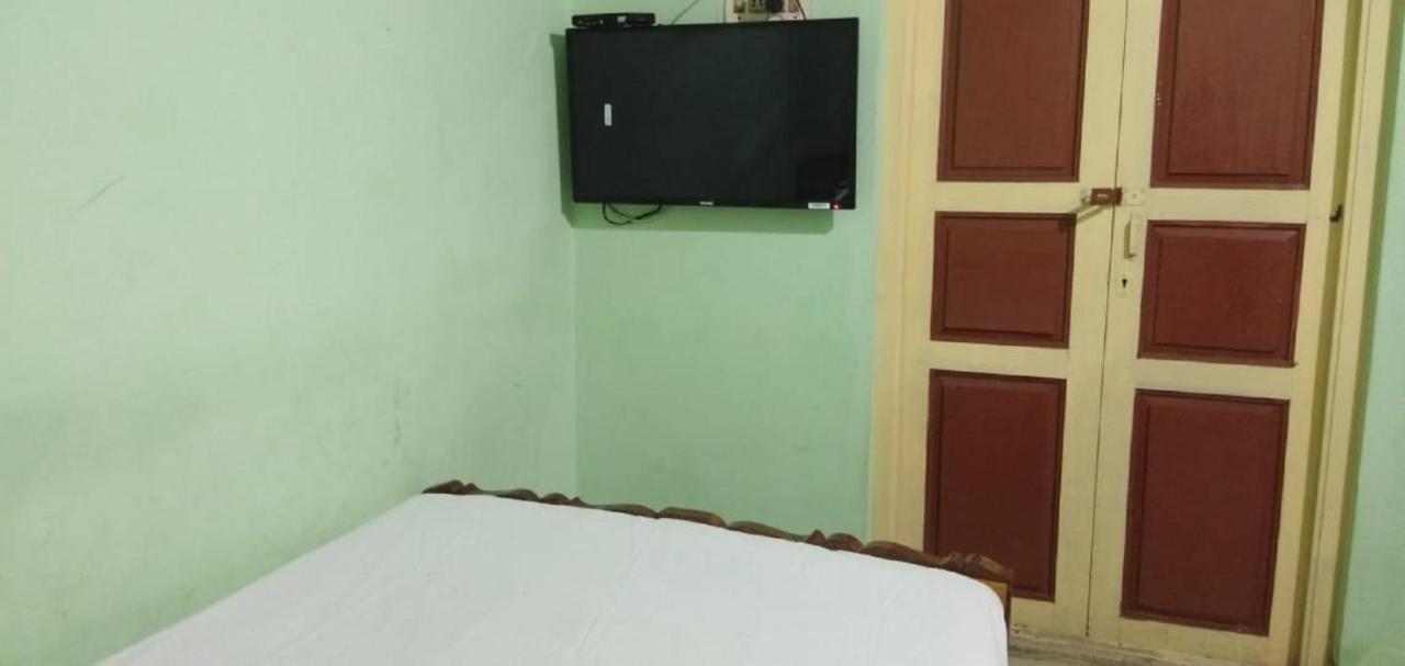 Family Guest House Near Bus-Stand Pondicherry Bagian luar foto