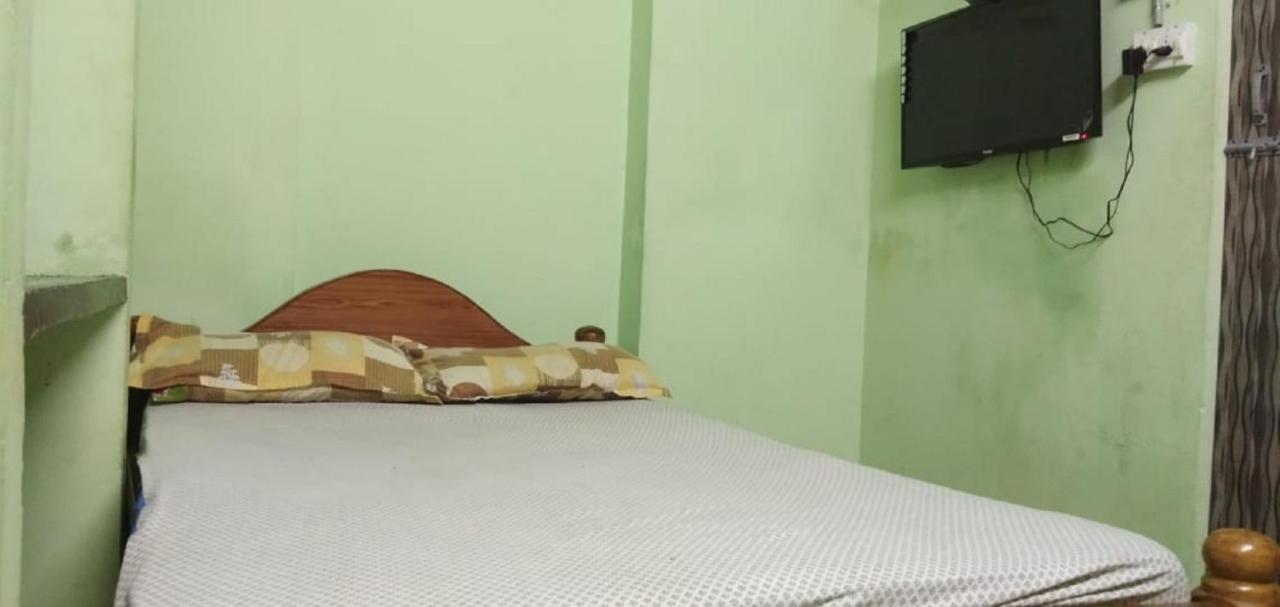 Family Guest House Near Bus-Stand Pondicherry Bagian luar foto